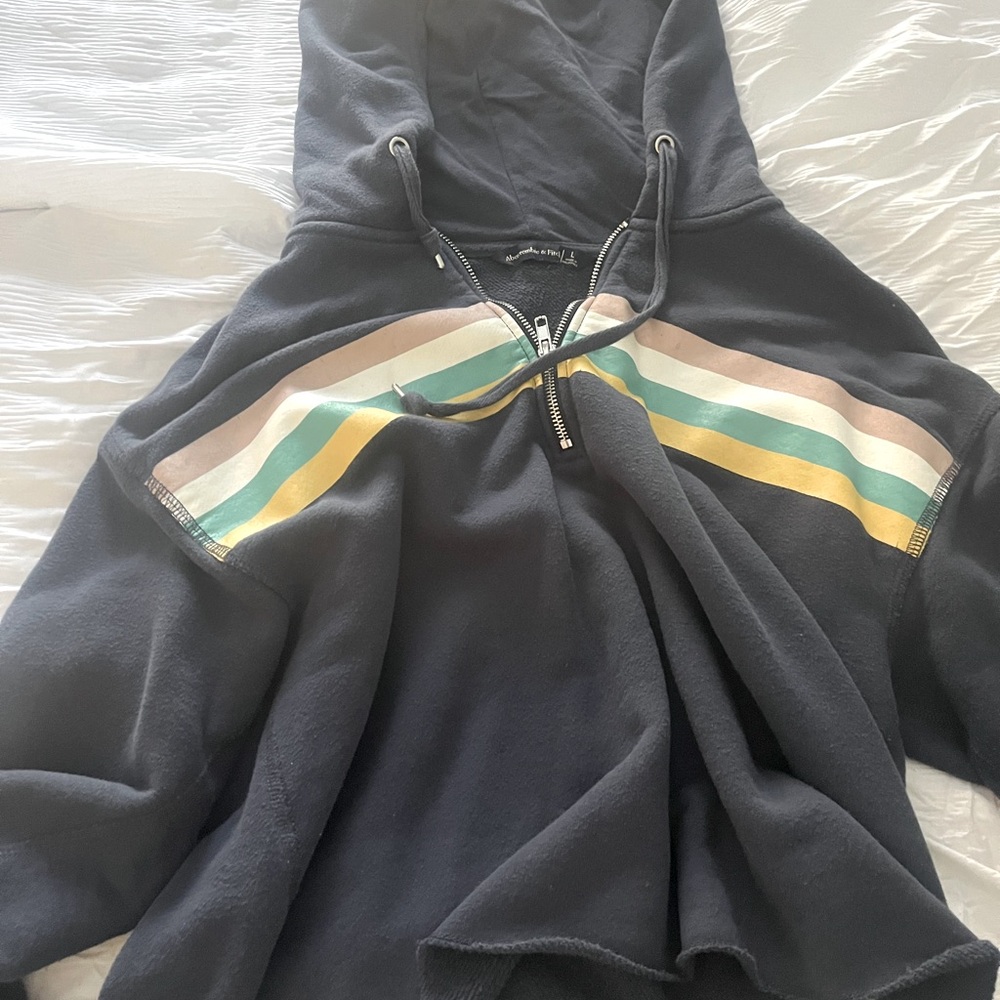 Women’s size large Abercrombie, cropped sweatshirt